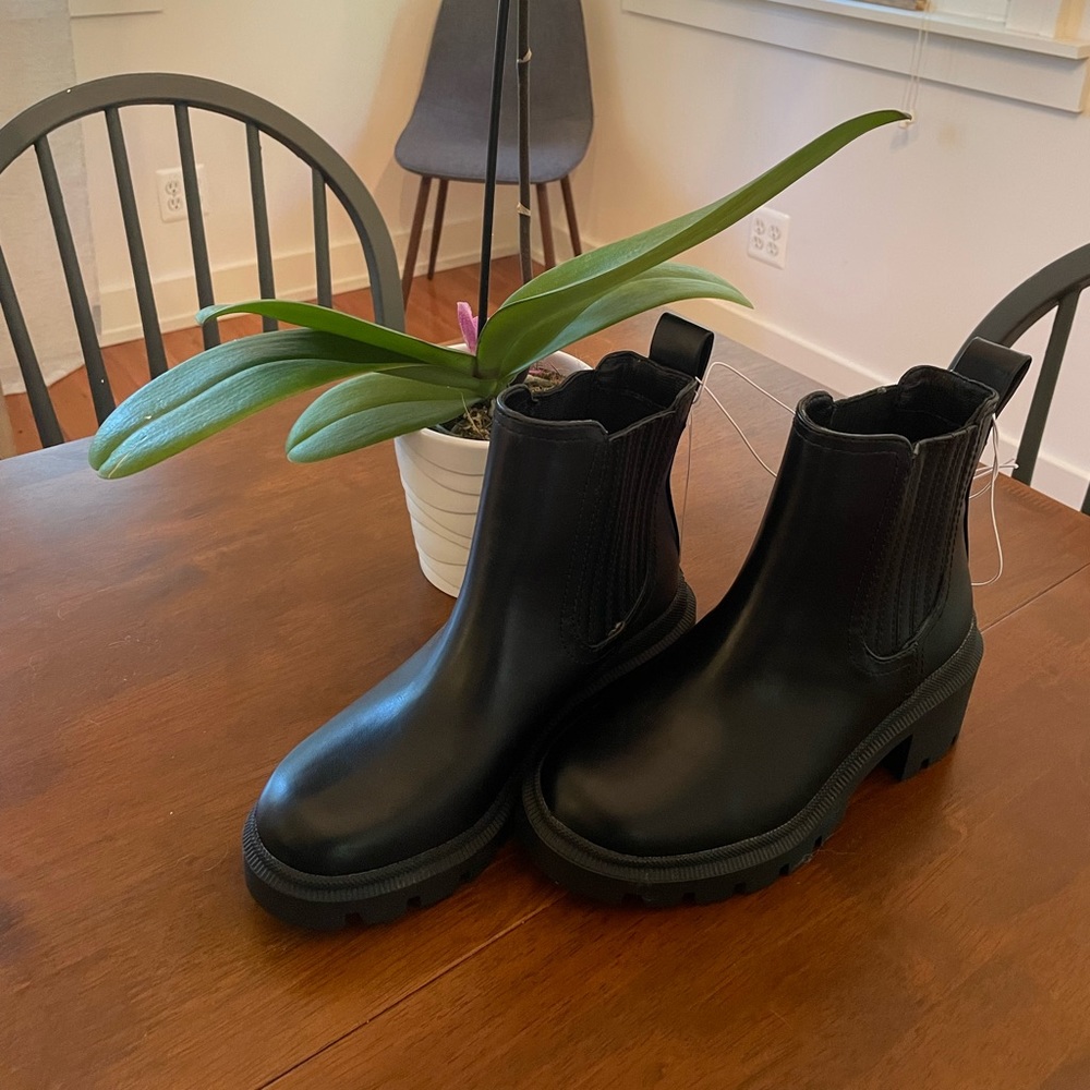 Black Booties